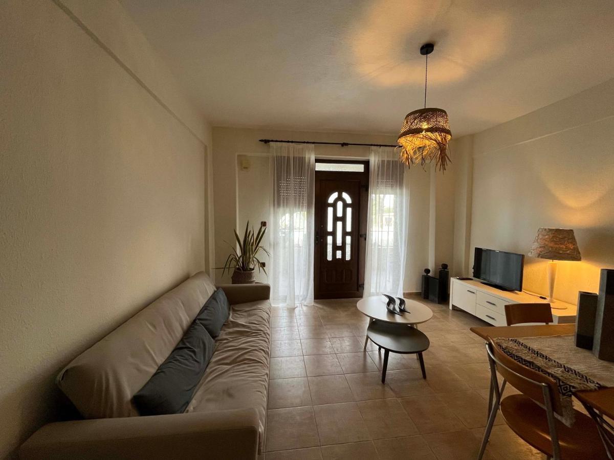 Captain'S Apartments Pefkochori Bagian luar foto