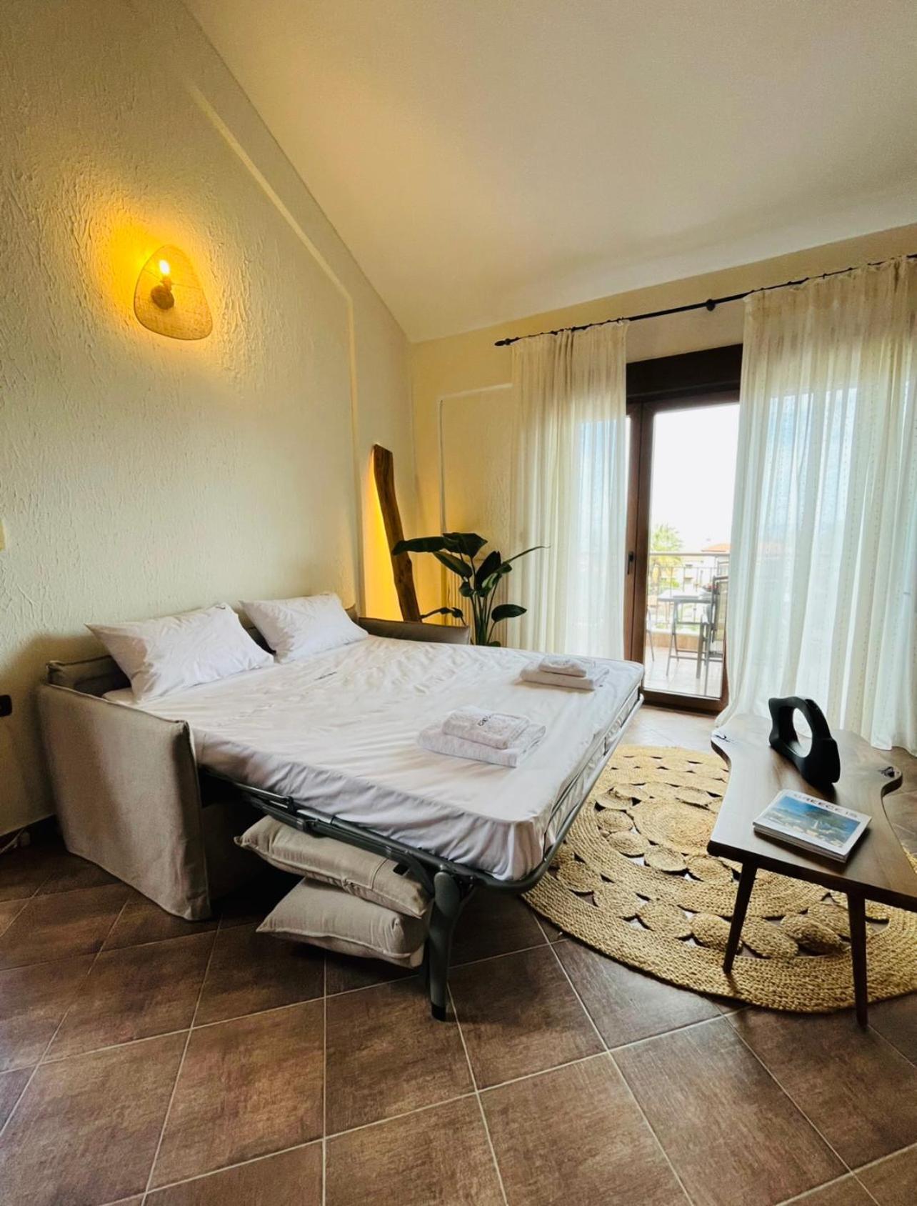 Captain'S Apartments Pefkochori Bagian luar foto